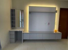 3 Kamar Vila for sale in Cipondoh, Tangerang, Cipondoh