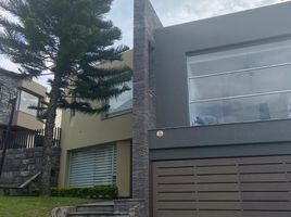 4 Bedroom House for sale in Cumbaya, Quito, Cumbaya