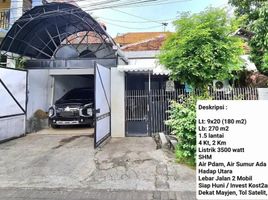 4 Bedroom House for sale in Dukuhpakis, Surabaya, Dukuhpakis