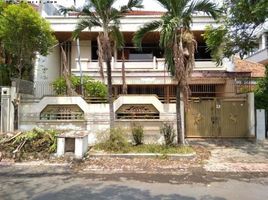 4 Schlafzimmer Villa zu verkaufen in Genteng, East Jawa, Genteng