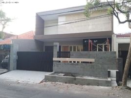 3 Schlafzimmer Villa zu verkaufen in Gubeng, East Jawa, Gubeng