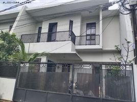 3 Bedroom House for sale in Gayungan, Surabaya, Gayungan