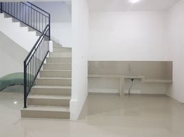 4 Schlafzimmer Villa zu verkaufen in Wiyung, East Jawa, Wiyung