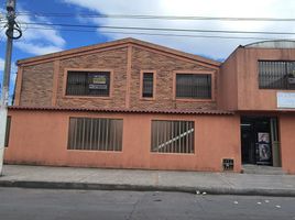 4 Bedroom House for sale in Bogota, Cundinamarca, Bogota