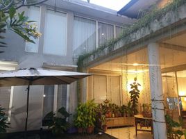 3 Kamar Vila for sale in Cipondoh, Tangerang, Cipondoh