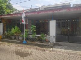 6 Bedroom House for sale in Lakarsantri, East Jawa, Lakarsantri