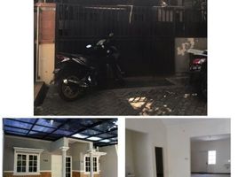 3 Bedroom House for sale in Wiyung, Surabaya, Wiyung