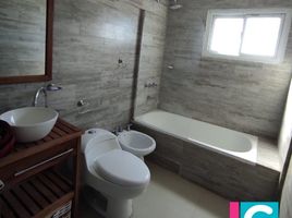 3 chambre Appartement for sale in Necochea, Buenos Aires, Necochea