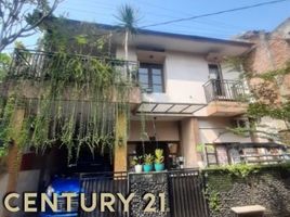 3 Kamar Vila for sale in Pamulang, Tangerang, Pamulang