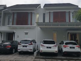 3 Schlafzimmer Villa zu verkaufen in Karangpilang, East Jawa, Karangpilang