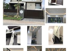 6 Schlafzimmer Villa zu verkaufen in Lakarsantri, East Jawa, Lakarsantri