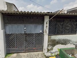 4 Bedroom House for sale in Dukuhpakis, Surabaya, Dukuhpakis