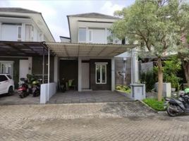 3 Bedroom House for sale in Wiyung, Surabaya, Wiyung