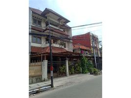 7 Bedroom House for sale in Antique Market, Menteng, Gambir