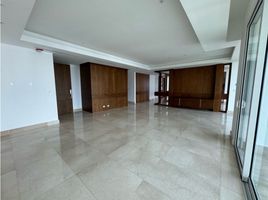 4 Bedroom Apartment for sale in Parque Lefevre, Panama City, Parque Lefevre