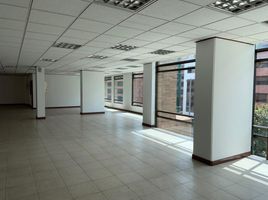 725 m² Office for rent in Bogotá, Cundinamarca, Bogotá