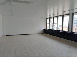 72 m² Office for sale in River View Park, Cali, Cali