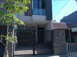 4 Habitación Casa en venta en Tambaksari, East Jawa, Tambaksari