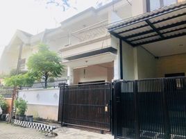 5 Bedroom House for sale in Dukuhpakis, Surabaya, Dukuhpakis