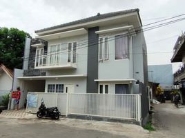 12 Schlafzimmer Villa zu verkaufen in Lowok Waru, East Jawa, Lowok Waru