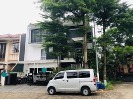 4 Bedroom Villa for sale in Cipondoh, Tangerang, Cipondoh