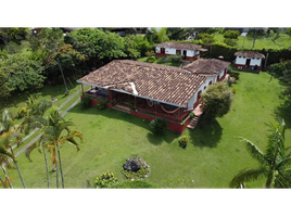 6 Bedroom House for sale in Antioquia, Copacabana, Antioquia