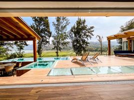 4 Schlafzimmer Villa zu vermieten in Valle De Bravo, Mexico, Valle De Bravo