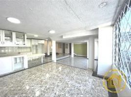 4 Bedroom Apartment for sale in Pichincha, Quito, Quito, Pichincha