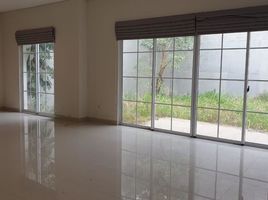 4 Bedroom House for sale in Serpong, Tangerang, Serpong