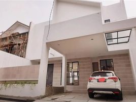 5 Bedroom House for rent in Medistra Hospital, Mampang Prapatan, Kebayoran Baru