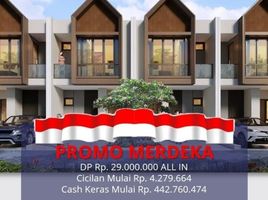 2 Kamar Vila for sale in Husein Sastranegara International Airport, Andir, Sumurbandung