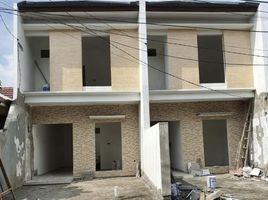 3 Habitación Villa en venta en Rungkut, East Jawa, Rungkut
