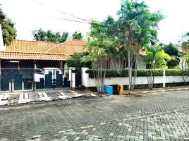 Maison 5 chambre à vendre à Tenggilis Mejoyo, East Jawa, Tenggilis Mejoyo