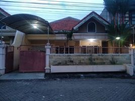 4 Kamar Rumah for rent in Lakarsantri, Surabaya, Lakarsantri