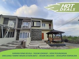 4 Bedroom House for sale in Gayungan, Surabaya, Gayungan