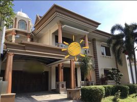 7 Schlafzimmer Haus zu verkaufen in Dukuhpakis, East Jawa, Dukuhpakis