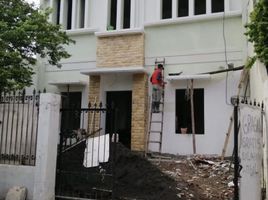 3 Schlafzimmer Villa zu verkaufen in Dukuhpakis, East Jawa, Dukuhpakis