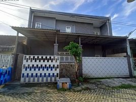 4 Kamar Rumah for sale in Taman, Sidoarjo, Taman