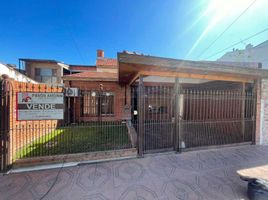 3 Bedroom House for sale in Quilmes, Buenos Aires, Quilmes