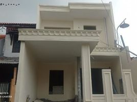 4 Habitación Villa en venta en Rungkut, East Jawa, Rungkut