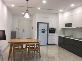 2 Phòng ngủ Chung cư for rent at Vinhomes Golden River, Bến Nghé