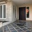 3 Habitación Villa en venta en Dukuhpakis, East Jawa, Dukuhpakis