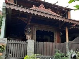 3 Bedroom House for sale in Jambangan, Surabaya, Jambangan