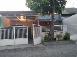 5 Habitación Villa en venta en Taman, Sidoarjo, Taman