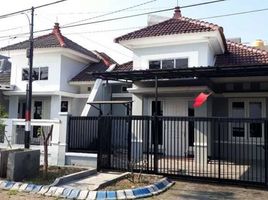 4 Bedroom House for sale in Buduran, Sidoarjo, Buduran