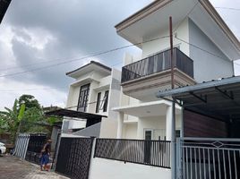  Rumah for sale in Blimbing, Malang Regency, Blimbing