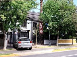 4 Bedroom House for sale in Cerro San Cristobal, Santiago, Santiago, Santiago