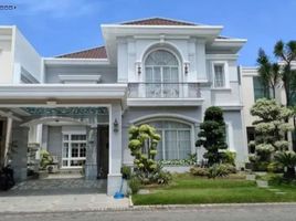 4 Kamar Rumah for sale in Lakarsantri, Surabaya, Lakarsantri