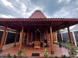 5 Bedroom House for sale in Gamping, Sleman, Gamping