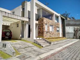 3 Schlafzimmer Villa zu verkaufen in Conocoto, Pichincha, Conocoto, Quito, Pichincha, Ecuador